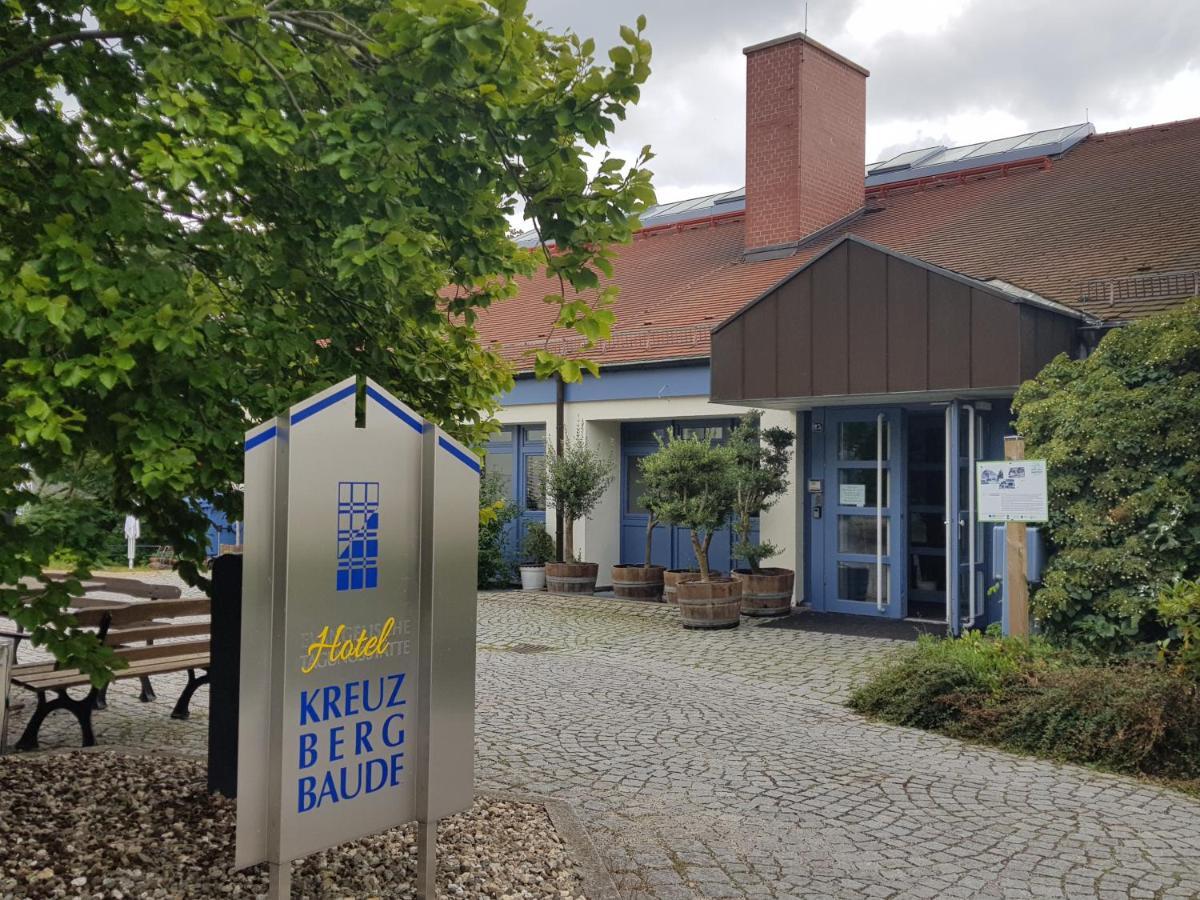 Hotel Kreuzbergbaude Beim Berzdorfer See Mit Wohlfuehl Sauna Markersdorf Exterior photo