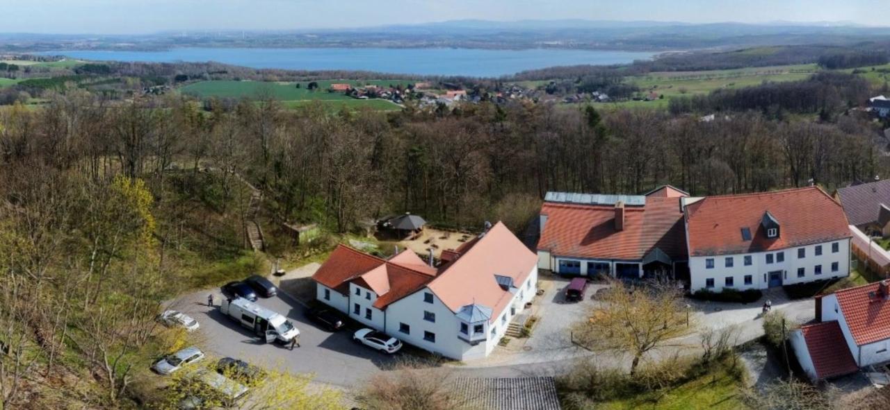 Hotel Kreuzbergbaude Beim Berzdorfer See Mit Wohlfuehl Sauna Markersdorf Exterior photo